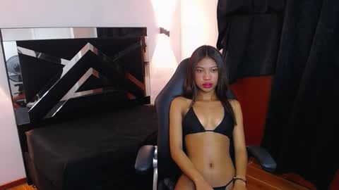 Mariana online show from 09-25-25, 04:16