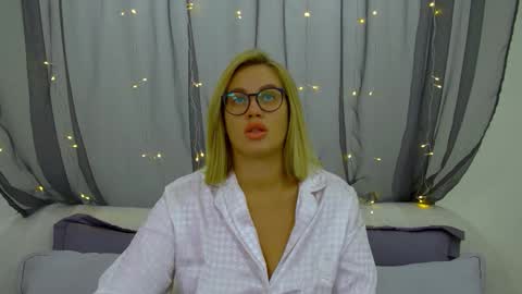 Maria online show from 11-16-25, 06:57