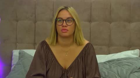 Maria online show from 11-20-25, 07:08