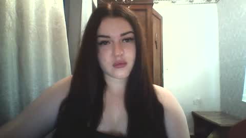 Snapshot of mariangloom chatting on 07-16-26, 02:45 mariangloom online show from 07-16-26, 02:45