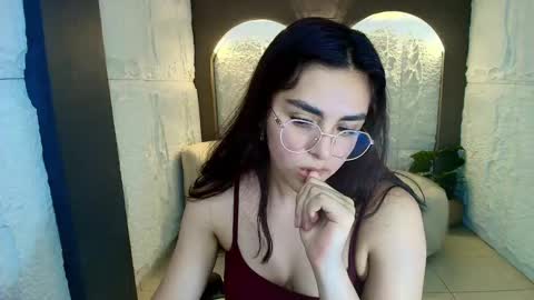 Snapshot of marianna_r_ chatting on 02-25-26, 07:45 marianna_r_ online show from 02-25-26, 07:45