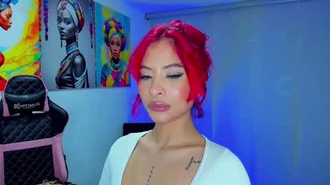 M A R I A N E online show from 01-08-26, 09:33