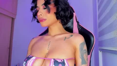 Snapshot of marianne__ chatting on 02-23-26, 04:21 M A R I A N E online show from 02-23-26, 04:21