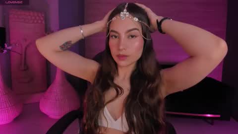 Marianne  online show from 12-17-25, 10:16