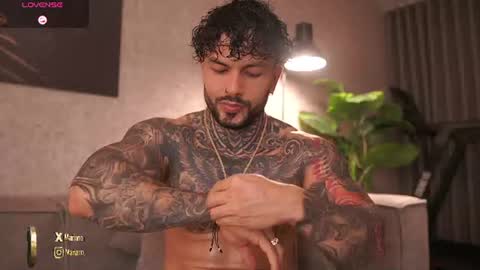 Snapshot of mariano_costa chatting on 06-21-26, 06:05 Mariano Costa online show from 06-21-26, 06:05