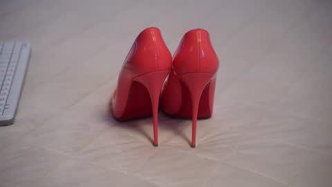 Maria online show from 10-17-25, 09:01