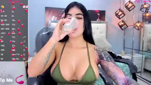 Snapshot of mariansexx chatting on 06-24-26, 12:37 Marian Sexy online show from 06-24-26, 12:37