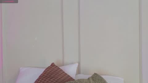 Maria Pettit online show from 09-14-25, 12:37