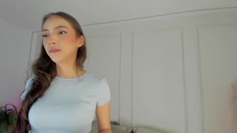Snapshot of mariapettit chatting on 07-04-26, 02:51 Maria Pettit online show from 07-04-26, 02:51