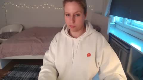 Maria online show from 03-23-26, 04:44