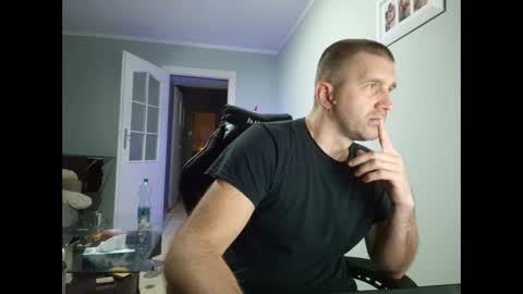 maribor5879 online show from 01-11-25, 04:14