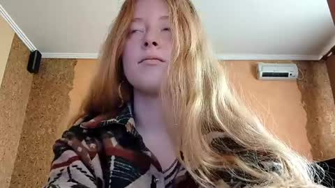 Snapshot of maricagorgo chatting on 06-07-26, 12:04 Kate online show from 06-07-26, 12:04