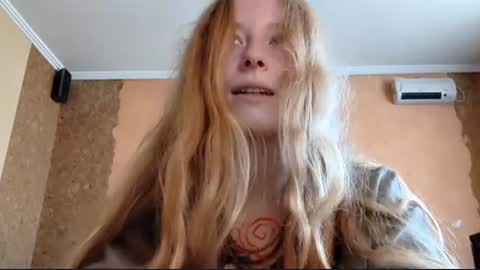Snapshot of maricagorgo chatting on 07-04-26, 04:29 Kate online show from 07-04-26, 04:29