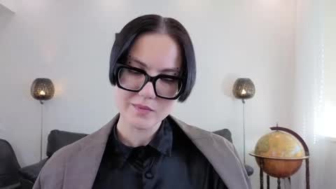 Marie Fitch online show from 06-05-26, 03:35