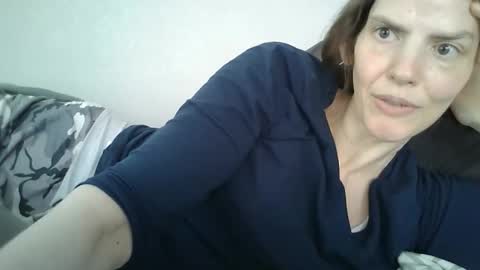 Snapshot of mariejojo chatting on 05-11-26, 01:28 Mariejojo online show from 05-11-26, 01:28