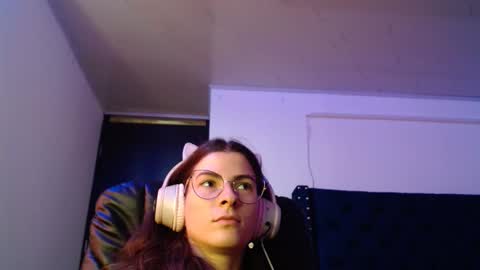 Mariie online show from 02-16-25, 05:26