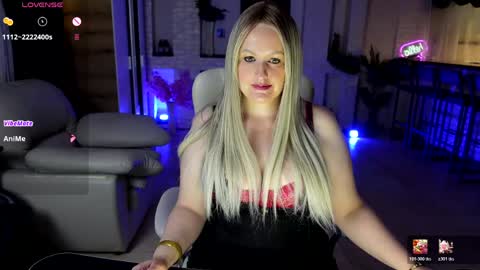 Snapshot of mariemlui chatting on 05-22-26, 03:28 mariemlui online show from 05-22-26, 03:28