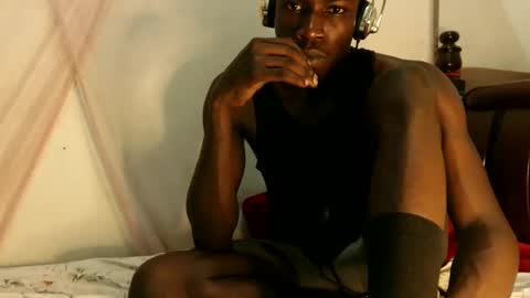 Snapshot of marietabro chatting on 05-31-26, 08:10 marietabro online show from 05-31-26, 08:10