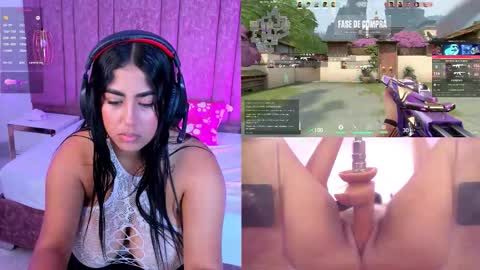 Snapshot of marihanferrer chatting on 02-25-26, 04:44 Marian online show from 02-25-26, 04:44