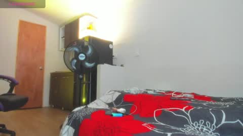 mariiahneedles online show from 07-20-26, 11:07