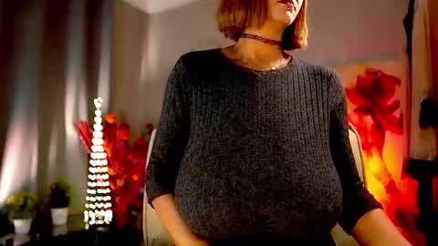 Nikita - Scroll down and read my bio please. New Pictures in Bio online show from 03-04-26, 07:03