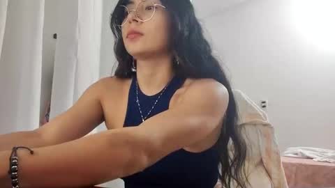 Snapshot of marilove40925 chatting on 10-13-25, 10:43 marilove40925 online show from 10-13-25, 10:43