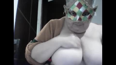 Snapshot of marilu64 chatting on 12-12-24, 09:04 marilu64 online show from 12-12-24, 09:04