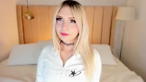 Mariluu  online show from 07-10-26, 03:03