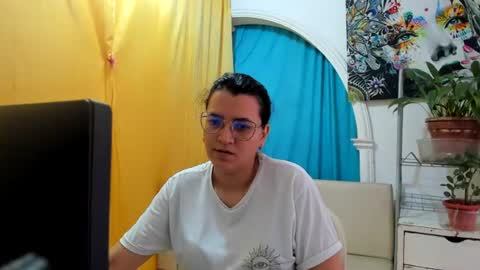 Snapshot of marilyn_garcia chatting on 07-13-26, 01:36 MARILYN SEXY online show from 07-13-26, 01:36