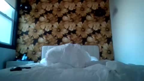Snapshot of marilynmidas chatting on 07-24-26, 12:19 marilynmidas online show from 07-24-26, 12:19