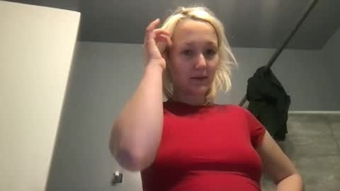 Snapshot of marilynxo7 chatting on 03-02-26, 02:36 marilynxo7 online show from 03-02-26, 02:36