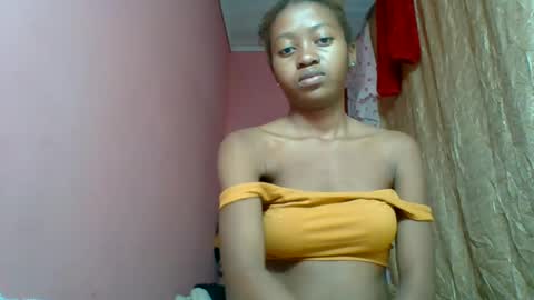Snapshot of marinagold69 chatting on 07-15-26, 06:51 marinagold69 online show from 07-15-26, 06:51
