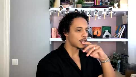 MarinaxMonroe online show from 10-17-25, 02:19