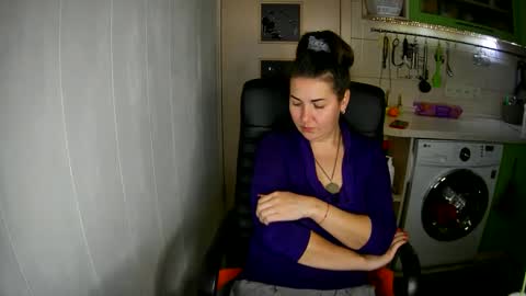 MarinettaQhot online show from 12-23-24, 10:33