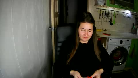 MarinettaQhot online show from 12-27-24, 04:32
