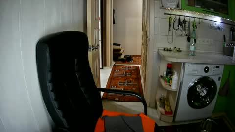 MarinettaQhot online show from 12-29-24, 07:22