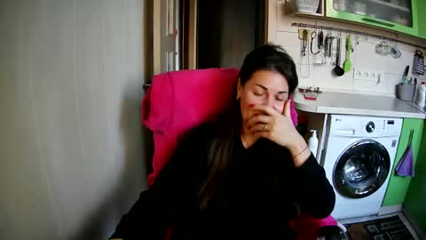 MarinettaQhot online show from 01-12-25, 07:00