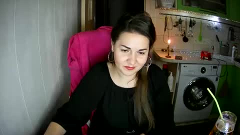 MarinettaQhot online show from 01-25-25, 09:57