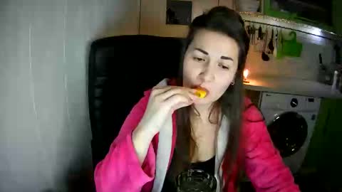 MarinettaQhot online show from 01-30-25, 11:13
