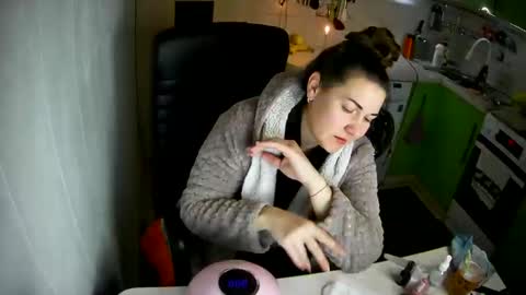 MarinettaQhot online show from 02-14-25, 01:45