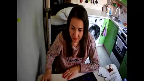 MarinettaQhot online show from 10-15-25, 08:14