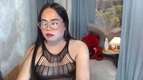 LEAH online show from 03-30-26, 02:56