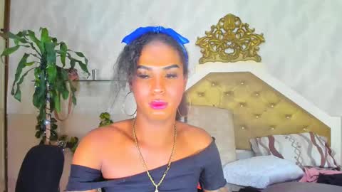 Snapshot of mariposahorny chatting on 03-08-25, 02:01 Nathaly online show from 03-08-25, 02:01