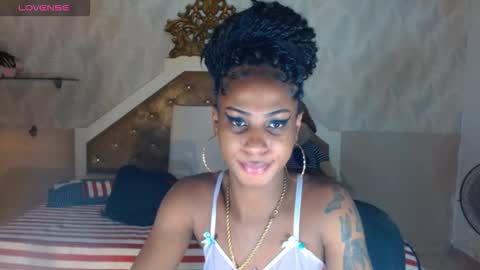 Snapshot of mariposahorny chatting on 09-16-25, 05:36 Nathaly online show from 09-16-25, 05:36