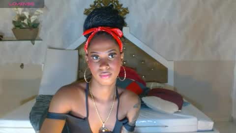 Snapshot of mariposahorny chatting on 10-09-25, 04:16 Nathaly online show from 10-09-25, 04:16