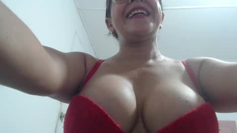 mariska_69 online show from 04-10-26, 01:16