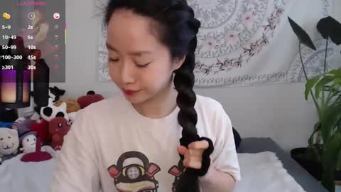 Snapshot of marissapeach chatting on 05-30-26, 01:19 MarissaPeach online show from 05-30-26, 01:19