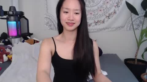 Snapshot of marissapeach chatting on 06-20-26, 11:40 MarissaPeach online show from 06-20-26, 11:40