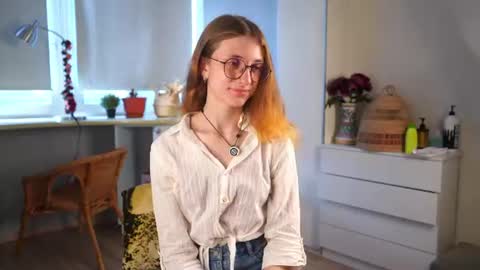 Kate online show from 06-16-26, 03:09