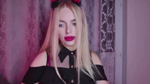 mariwell online show from 06-20-26, 10:01